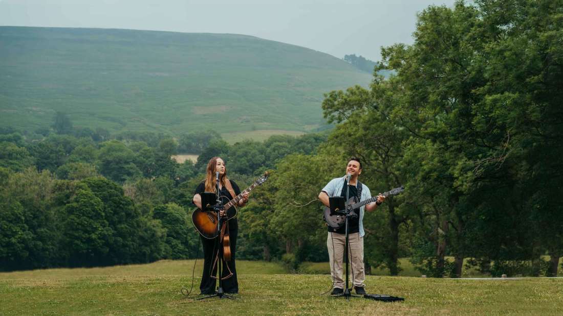 Losehill House Hotel & Spa band & acoustic duo